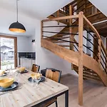 Duplex 3 Etoiles Pour 6 Pers, Chamonix, Parking Prive - Fr-1-343-189 Апартаменты *